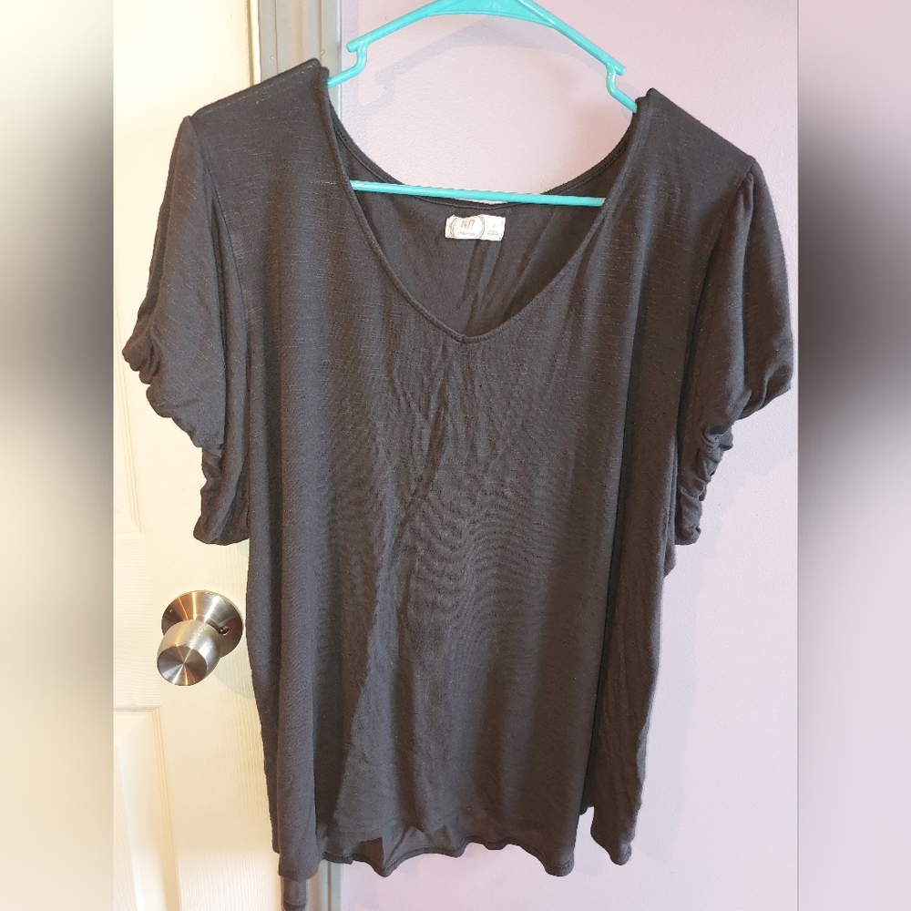 Maurices off-Black Top size 2